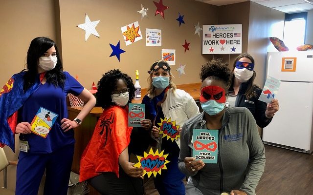 Norton Healthcare Heroes Get Thousands Of Cards