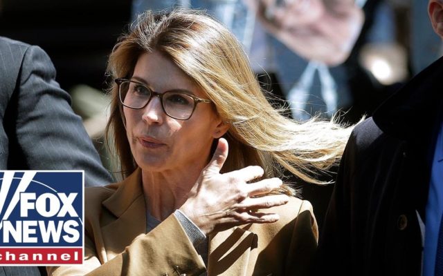 Lori Loughlin And Her Husband Plead GUILTY In College Admissions Scandal And Get Jail Time