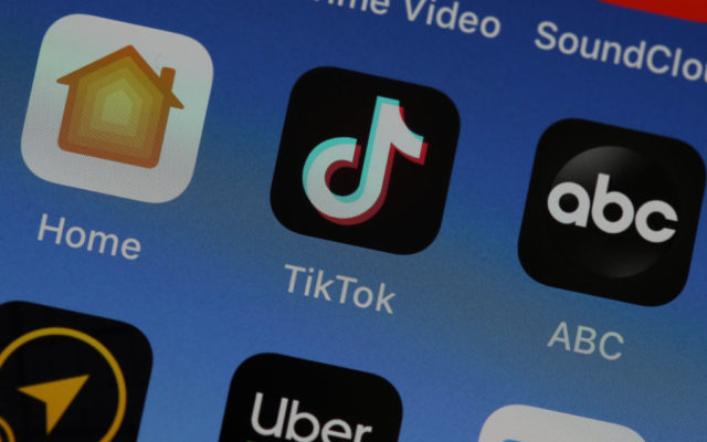 Twitter And Tik Tok Starting Preliminary Talks About A Merger