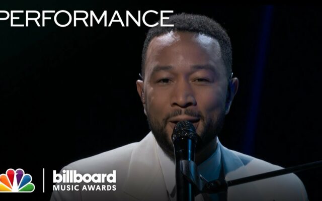 John Legend’s Emotional Performance at the Billboard Music Awards