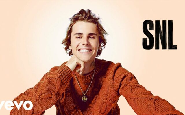 Justin Bieber “Lonely” On Saturday Night Live
