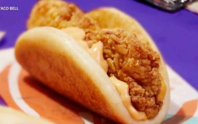 Taco Bell Unveils Crispy Chicken Sandwich Taco