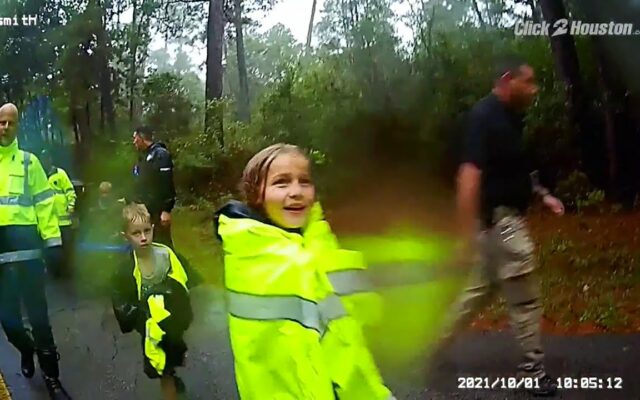 Bodycam Footage Shows The Moment Three Lost Kids Were Found In The Woods
