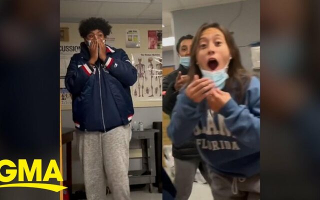 Students’ Reaction To Their Teacher’s Engagement Is Adorable