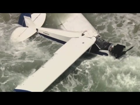Pilot Is Rescued Quickly Thanks To Crashing In Water Near Lifeguard Competition