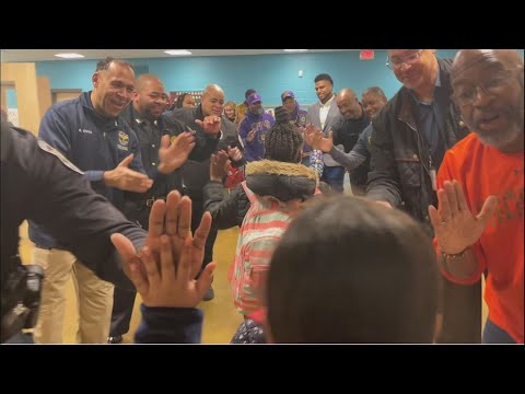 “Flash Dads” Pump Up Local Elementary Schools